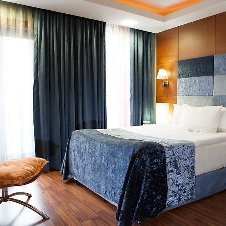Limak Ambassadore Hotel Ankara Buitenkant foto