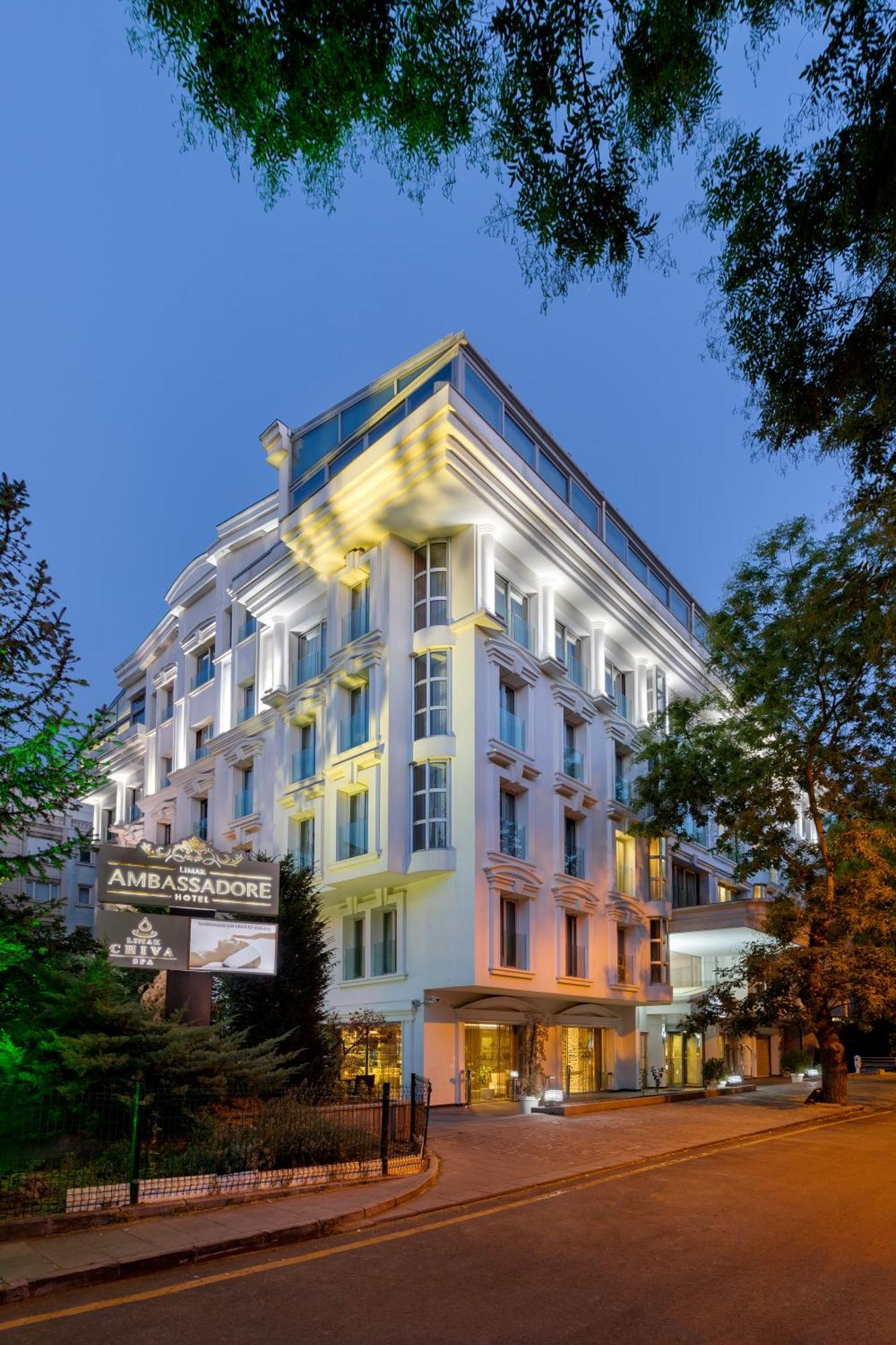 Limak Ambassadore Hotel Ankara Buitenkant foto